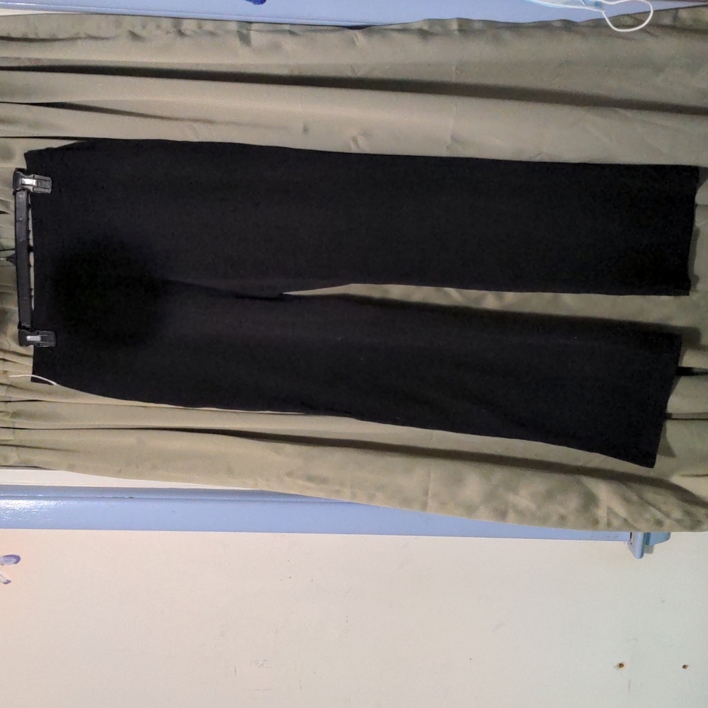 LADT CHANCE L.L.Bean black leggings medium